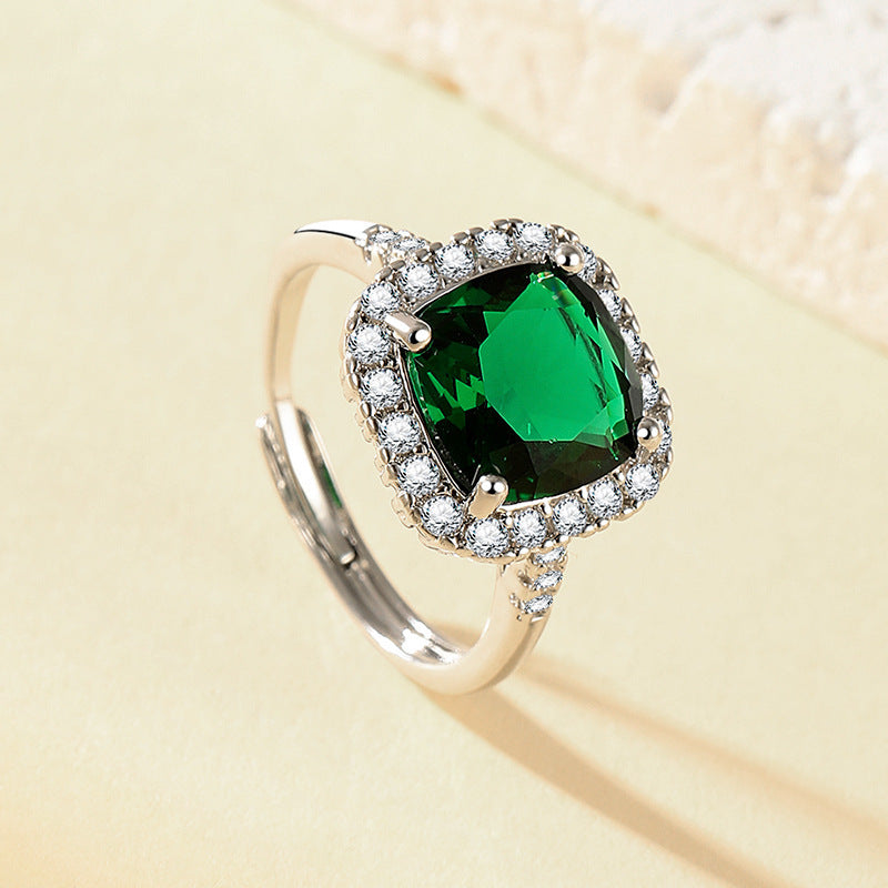 High-End Imitation Diamond Six-Claw Ring