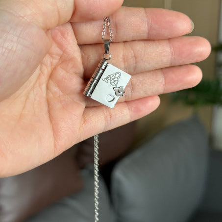 Engravable Heart Geometric Titanium Steel Necklace