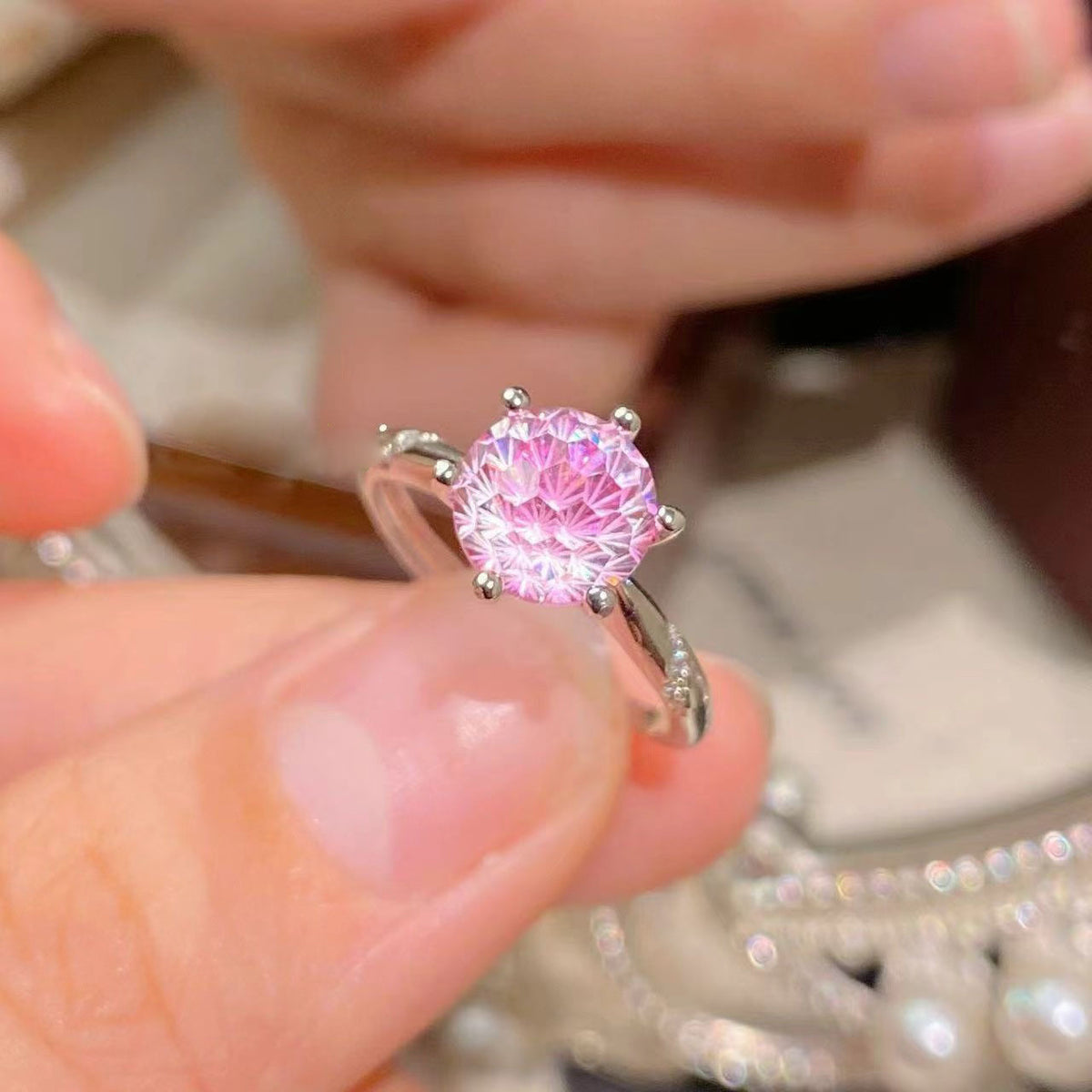 High-End Imitation Diamond Six-Claw Ring